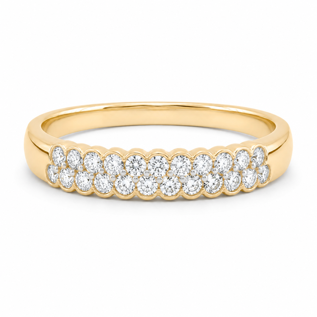 Anillo Oro Amarillo con Doble Línea de Diamantes