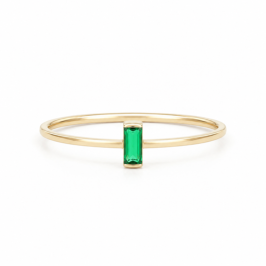 Anillo Zirconia Verde Corte Esmeralda